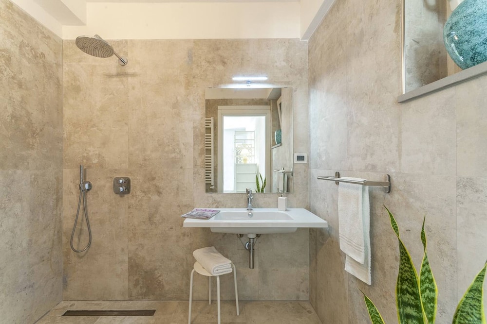 Villa Montefalcone 8 by Marche Holiday Villas