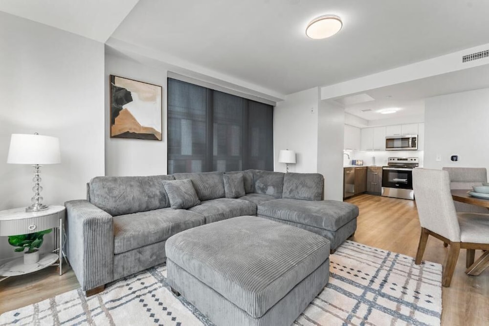 Furnished Apts near Harvard Stadium