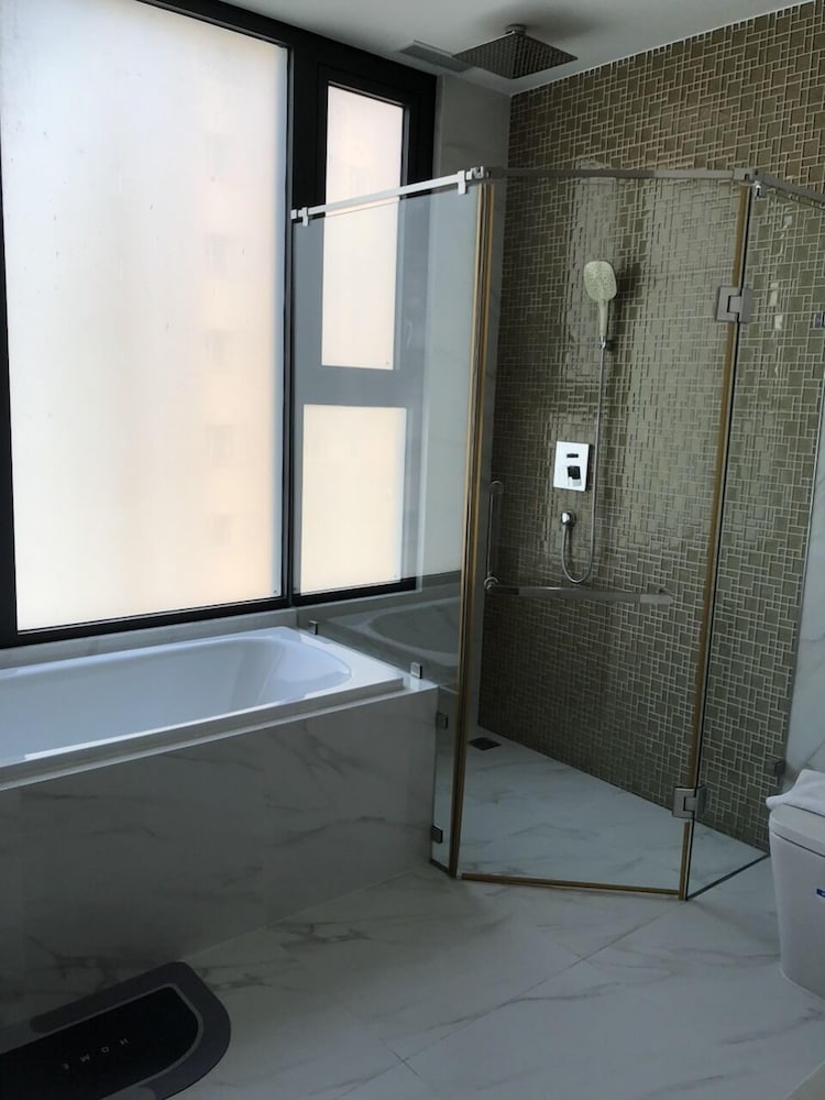 Hyatt-Vincom-JapTown D1