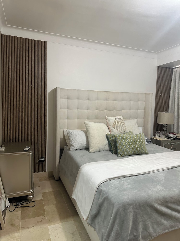 Onyx luxury rd