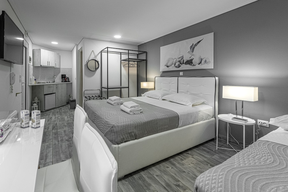 Comfort Stay Athens Airport Hotel - FREE shuttle from and to the airport view 4