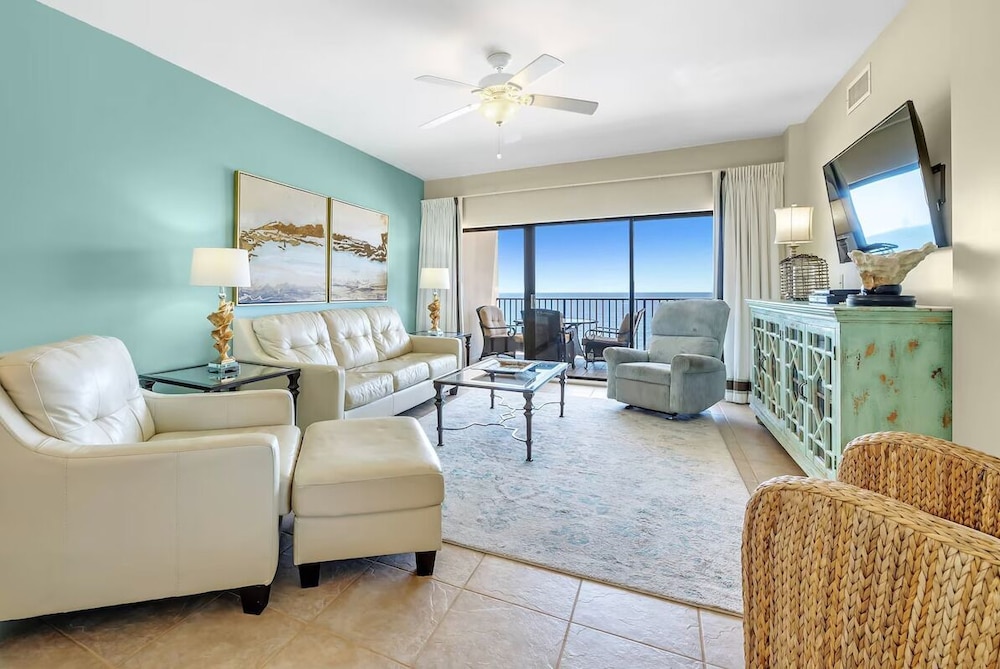 The Palms West 813