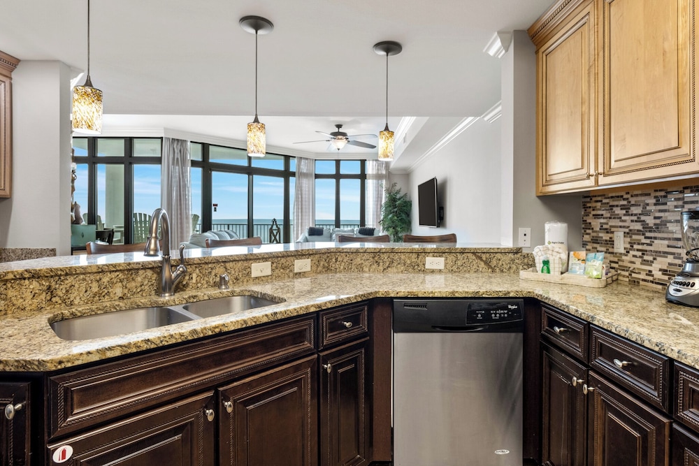 The Oasis at Orange Beach #1707 by Southern Vacation Rentals