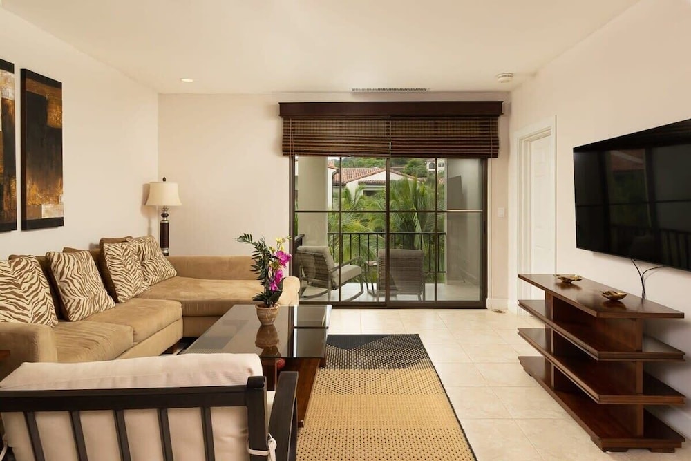 3-Bedroom, 2-Bath Condo Overlooking Pool