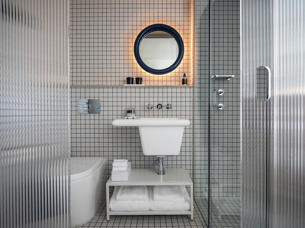 The StandardX, Melbourne 34