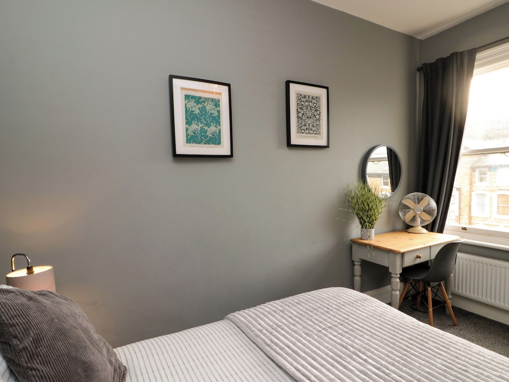 27 Westbourne Grove