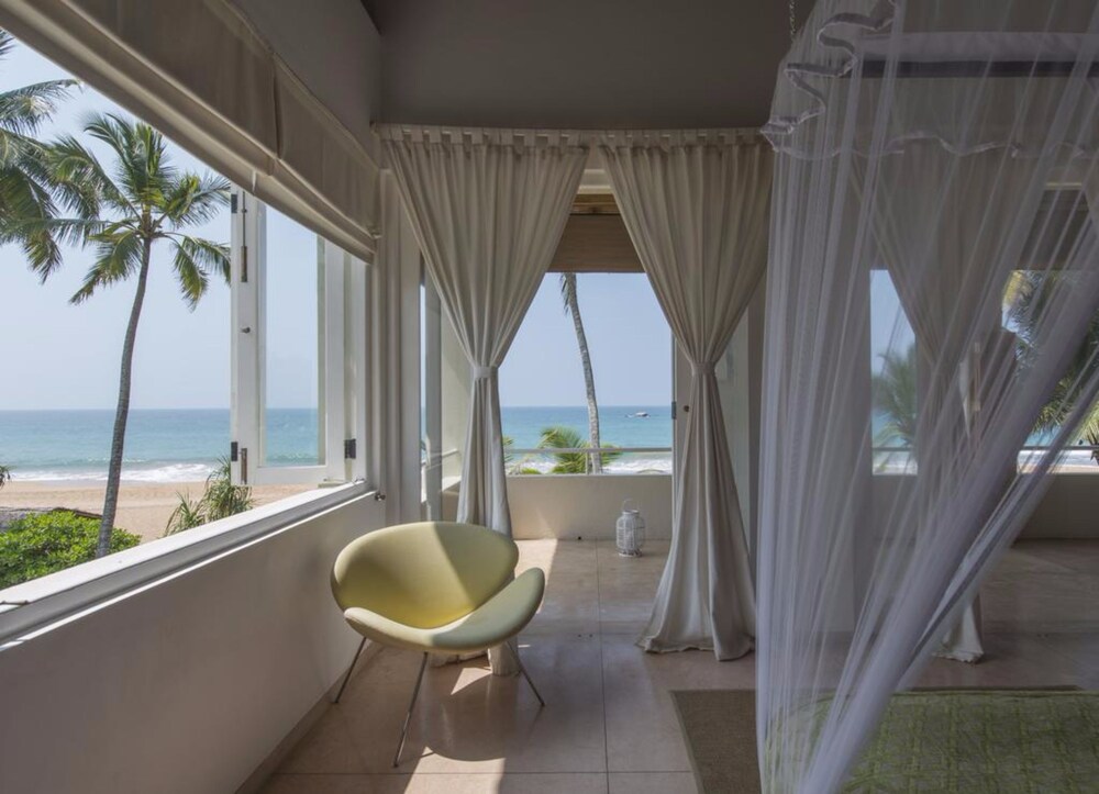 Sri Villas