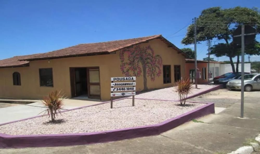 Hotel OYO Pousada Bougainville - Image 1