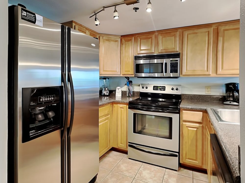 Ocean Breeze West by Southern Vacation Rentals
