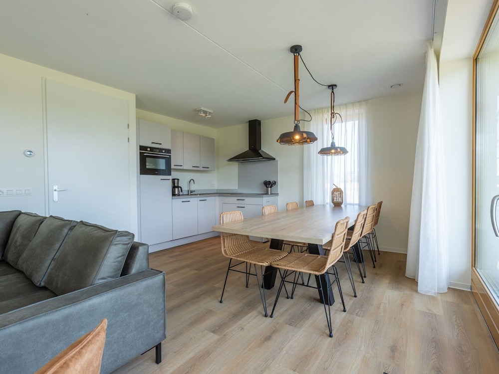 Luxury Dune Villa With Charging Station view 5