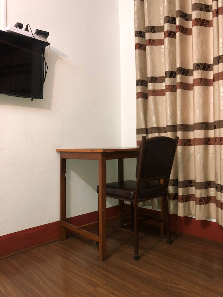 First Apartment 1bhk Thamel 5 min Walk 1st Floor