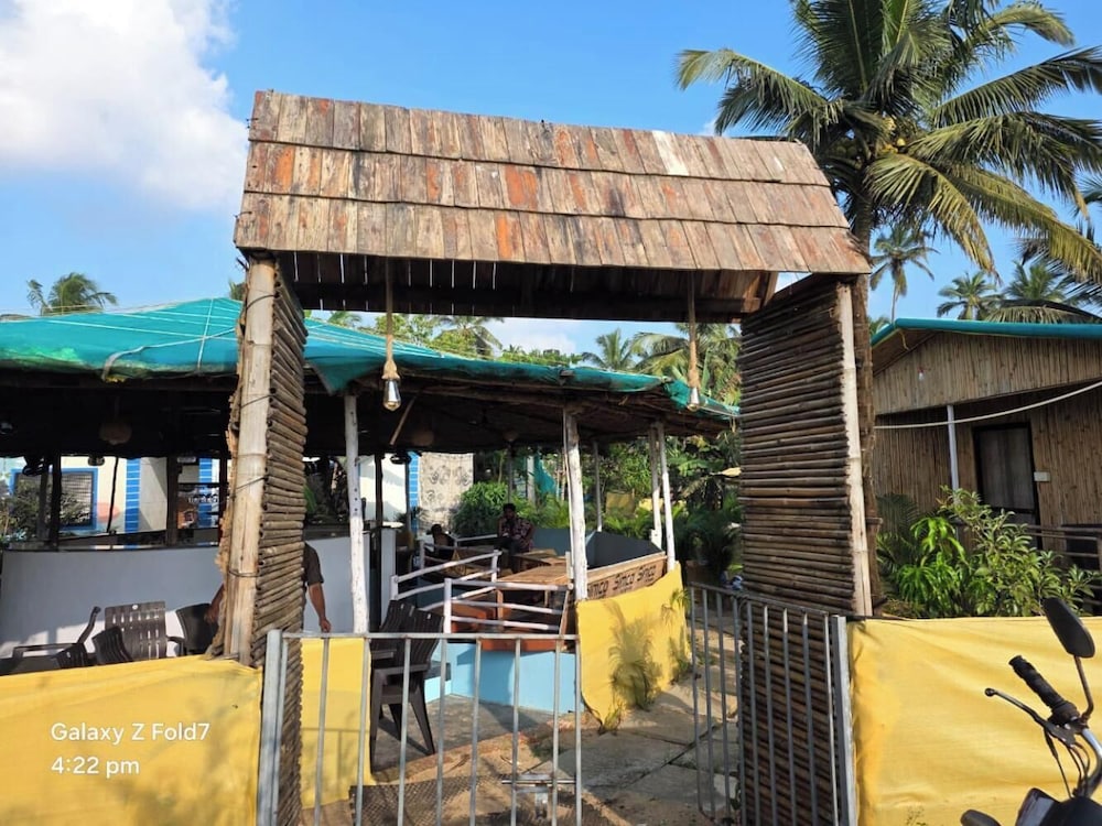 Wood Castle Arambol