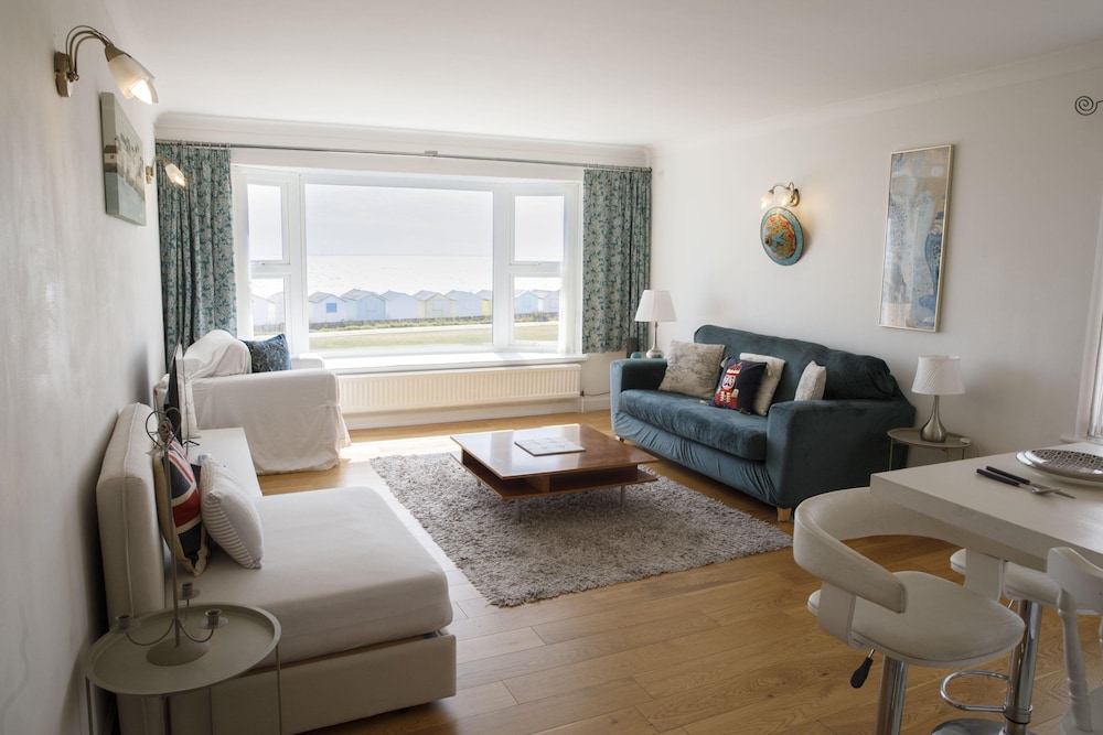 Lancing Seascape With Seaview By My Getaways view 4