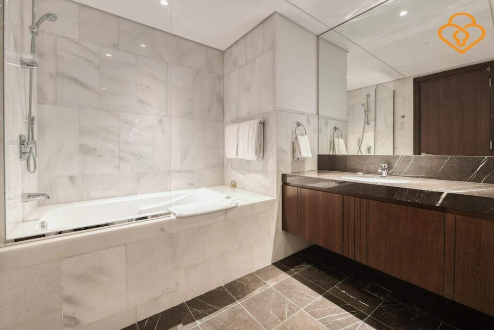 Taj The Residences Two Bed Modern