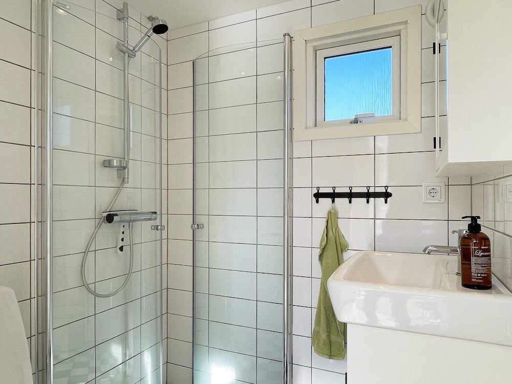 6 Person Holiday Home in Hoviksnas-by Traum view 4