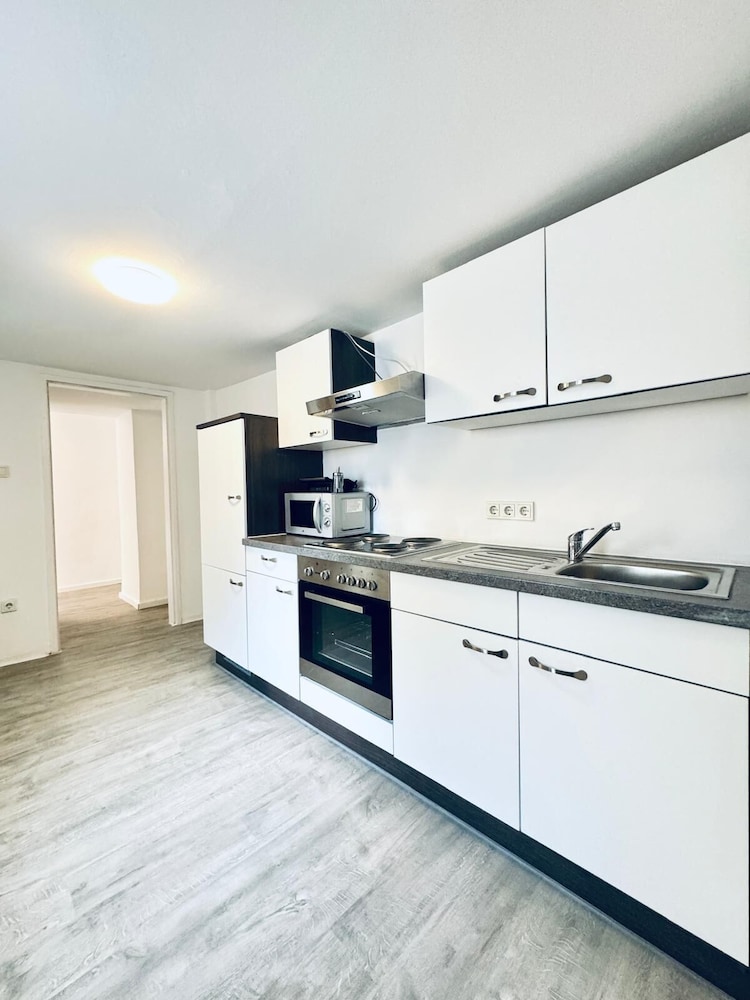 Comfortable 2BR Apt for 7 Guests