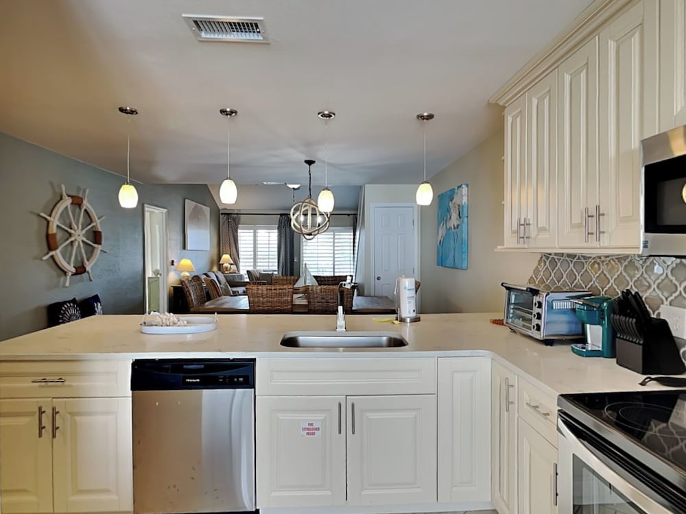 Palms North #7B by Southern Vacation Rentals
