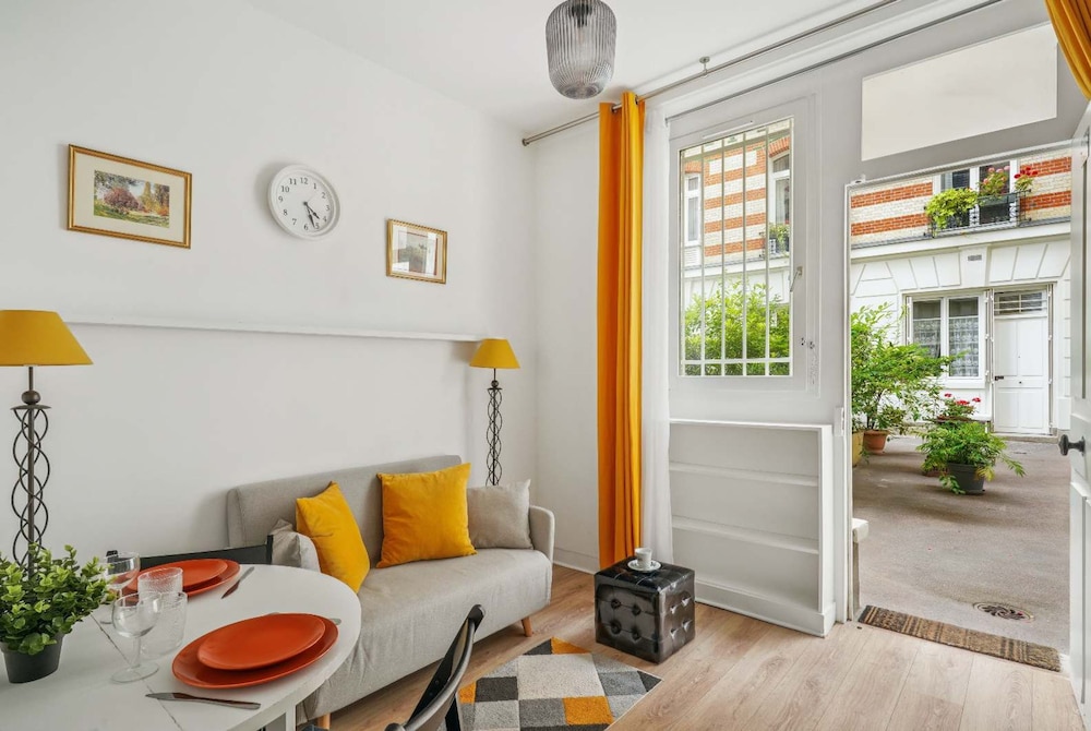 Cosy 2P Studio in the Heart of the Marais