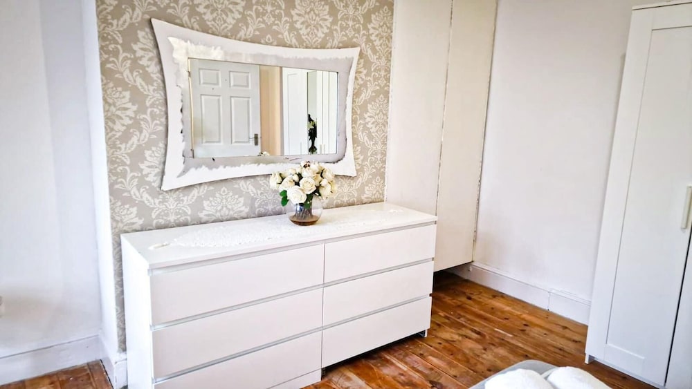 Cosy Affordable Near Central -up2 4 People/netflix