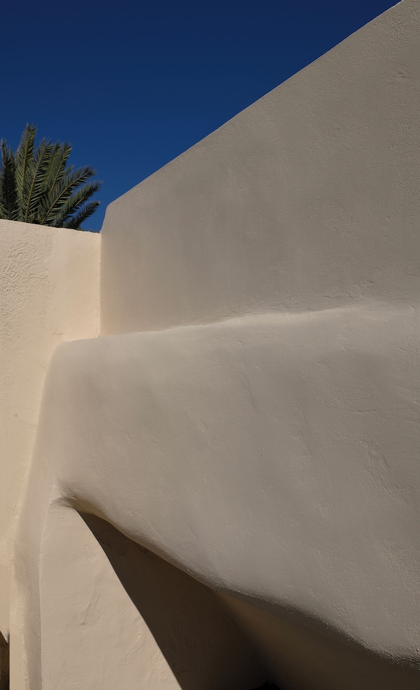 OIA Unique Homes by K&K