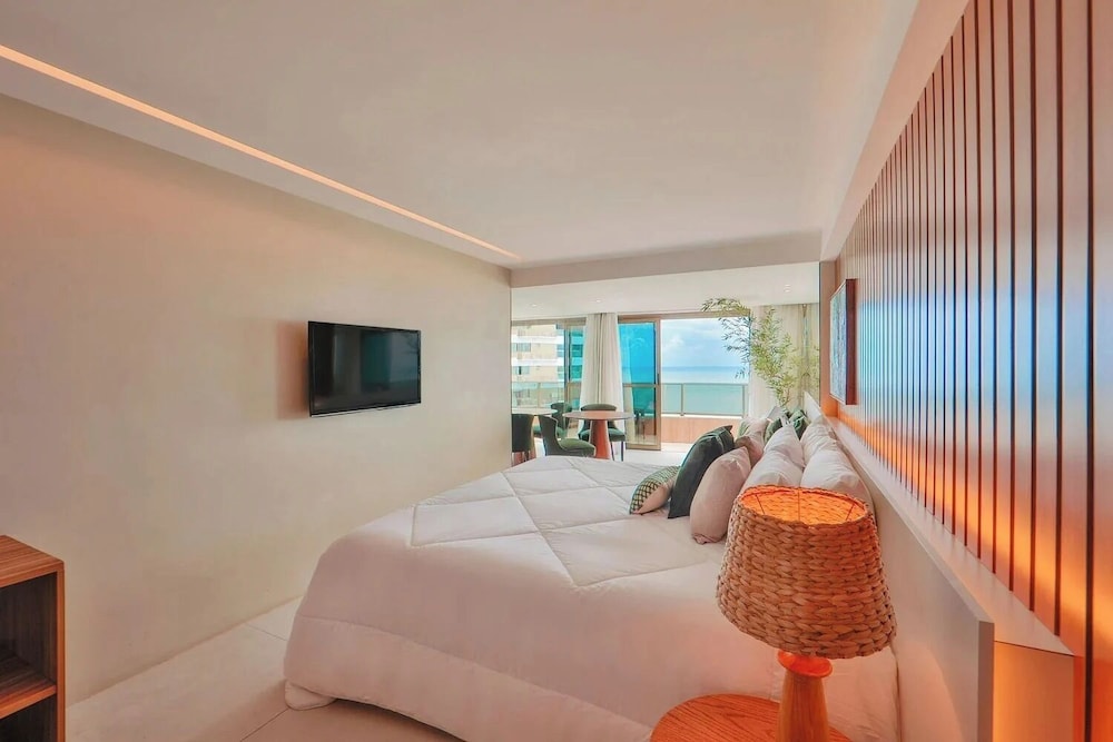 HY Beach Flats