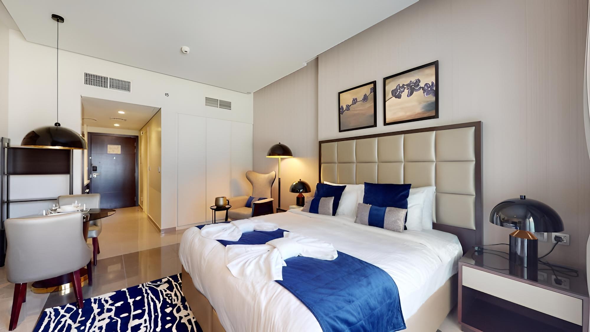 Business Bay - Damac Majestine Tower 519