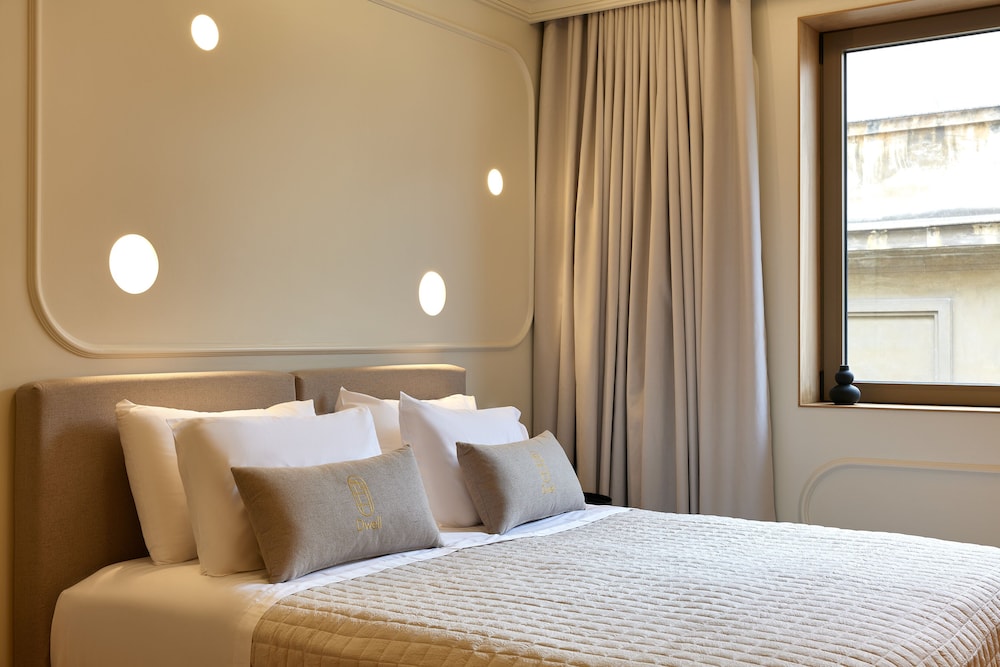 Dwell - Elegant City Stay