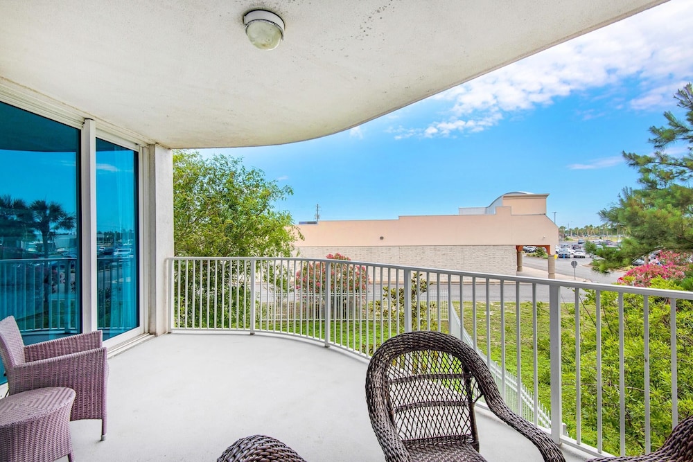 Palms Resort #1202 Full 2 Bedroom