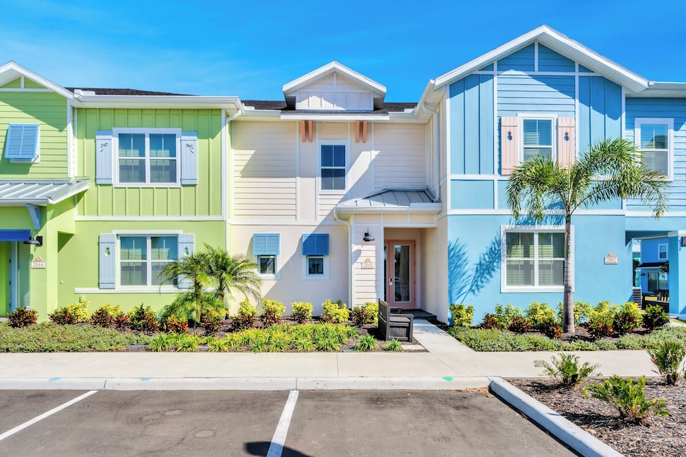 Sunkissed at Margaritaville - Image 1