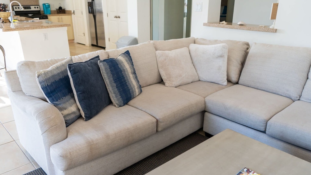 Channel Views Private Boat Slip Pool & Patio 3 Bedroom Apts