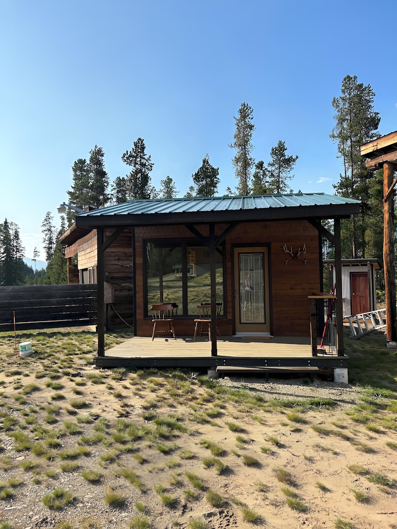 Valemount Mountain Bunkie