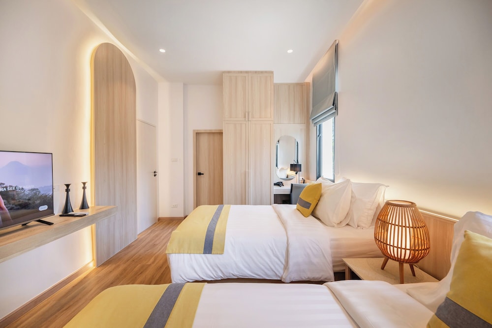 Mövenpick Pool Villa 6BR