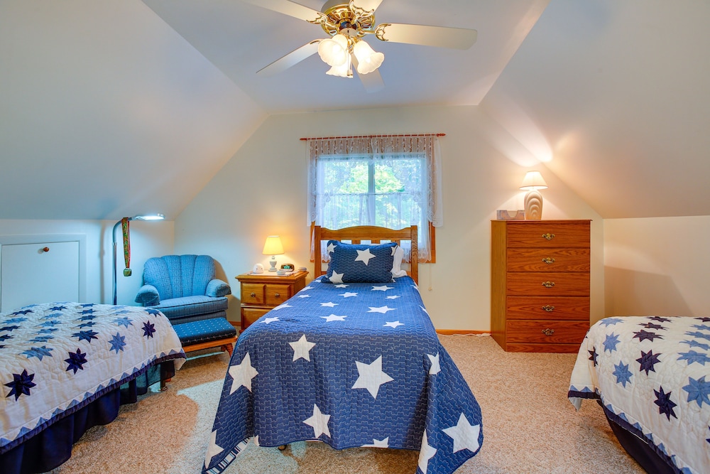Cadillac Vacations - Lakefront Cadillac Retreat w/ Sauna  Boating! - Property Image 5
