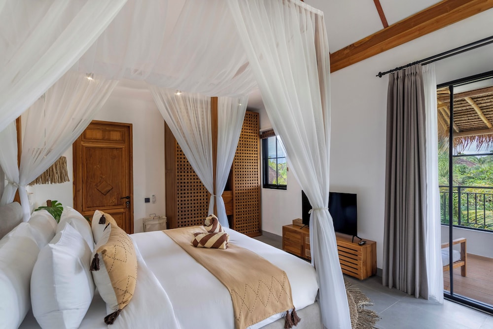 Como Villa by Betterplace