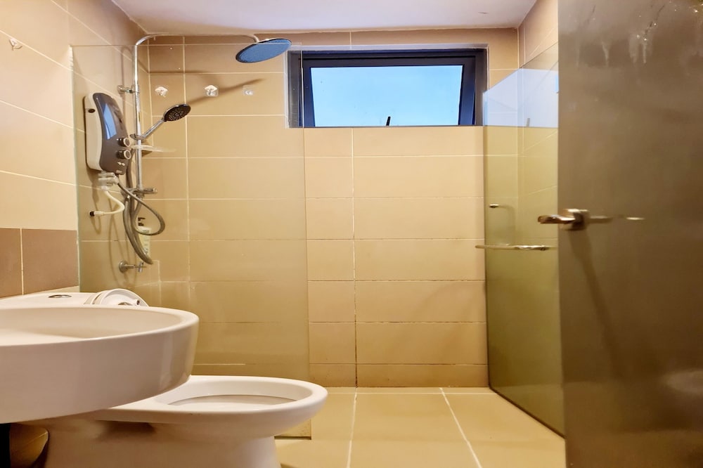 Amerin Residence Mall Apartments