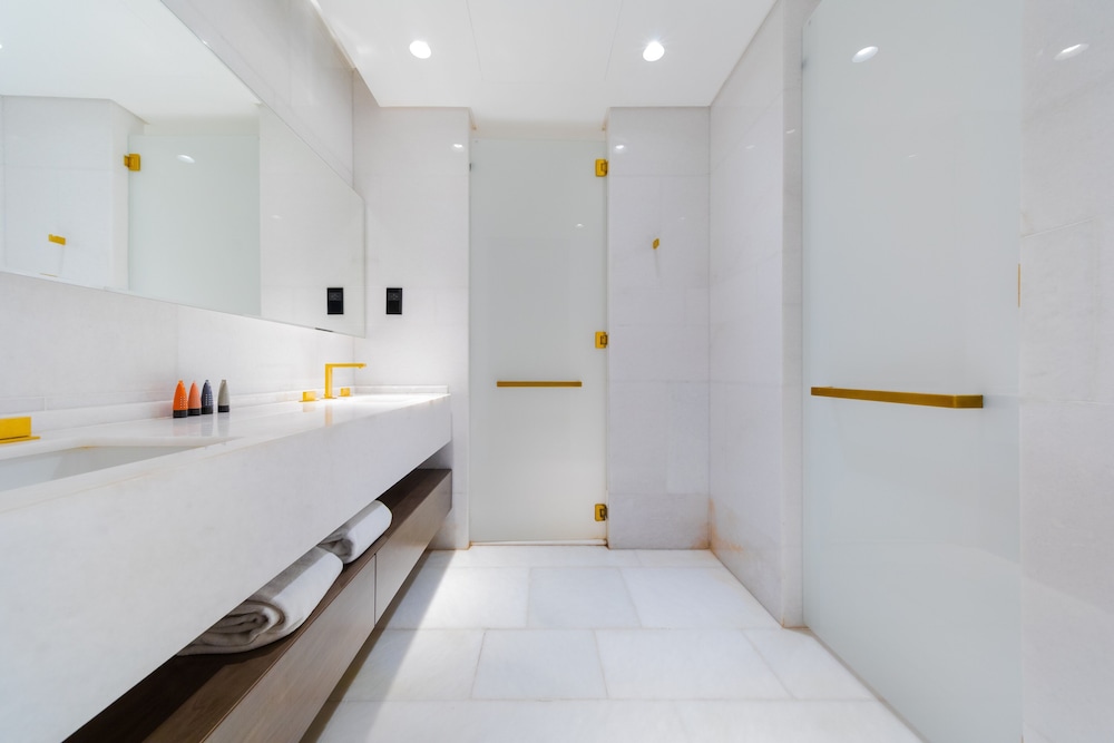 EDEN'S Homes & Villas - FIVE Residences