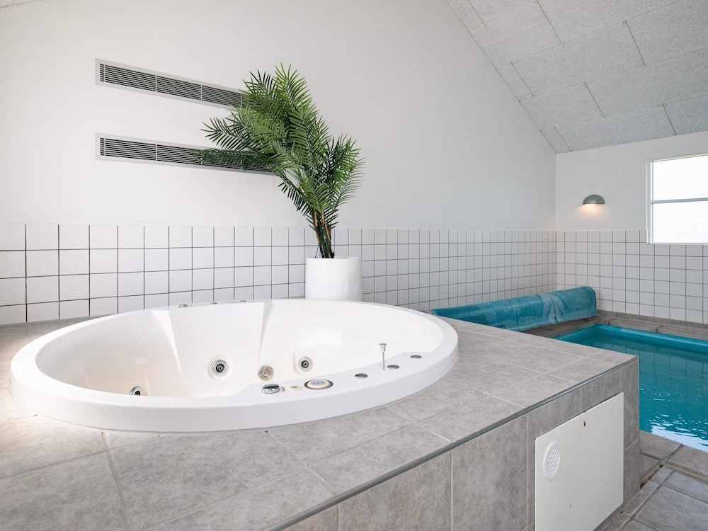 16 Person Holiday Home in Lokken-by Traum view 4