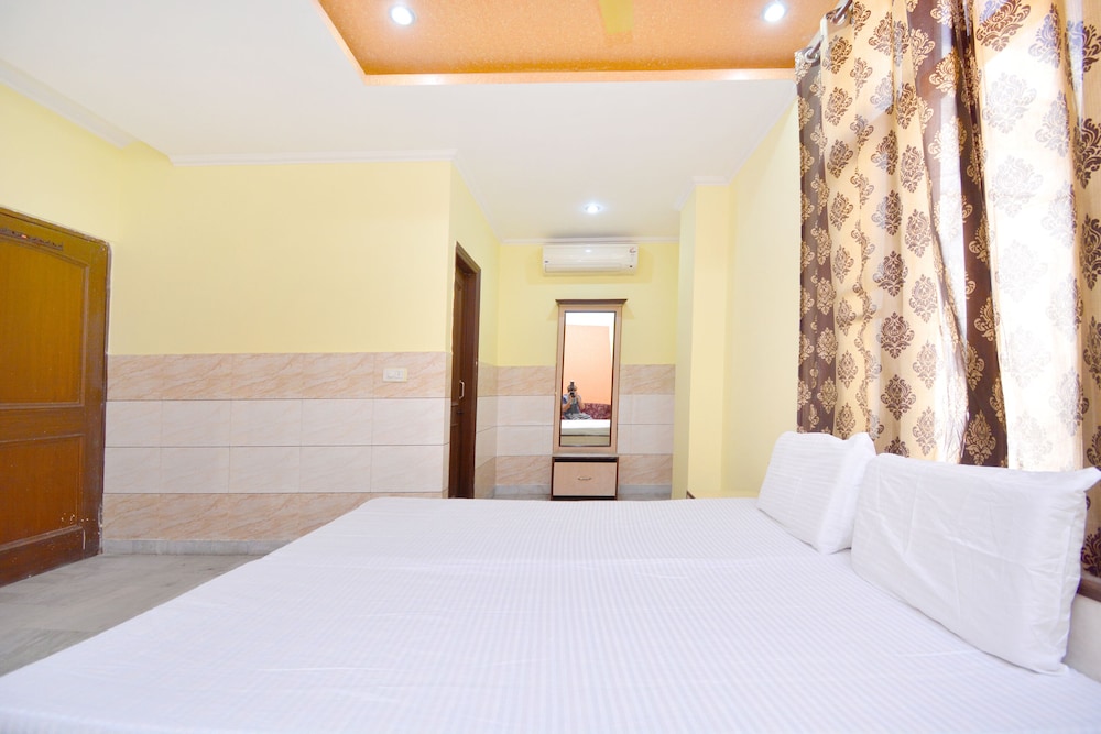 SPOT ON 41347 Hotel Royal Occassions - Property Image 17