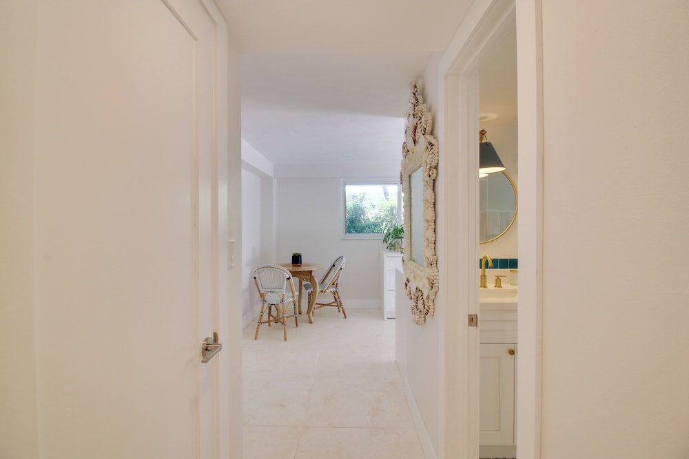 Walk to Beach: Tavernier Apartment w/ Patio!