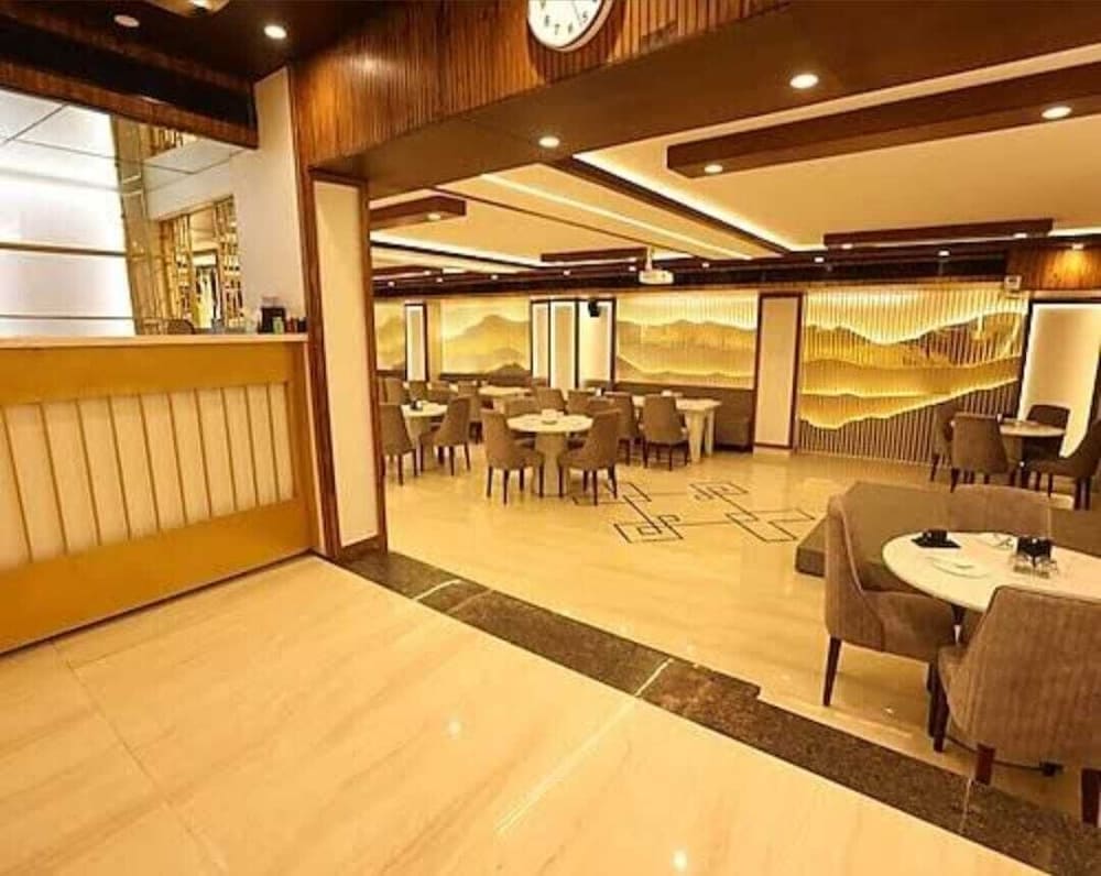 LAVIT HOTEL