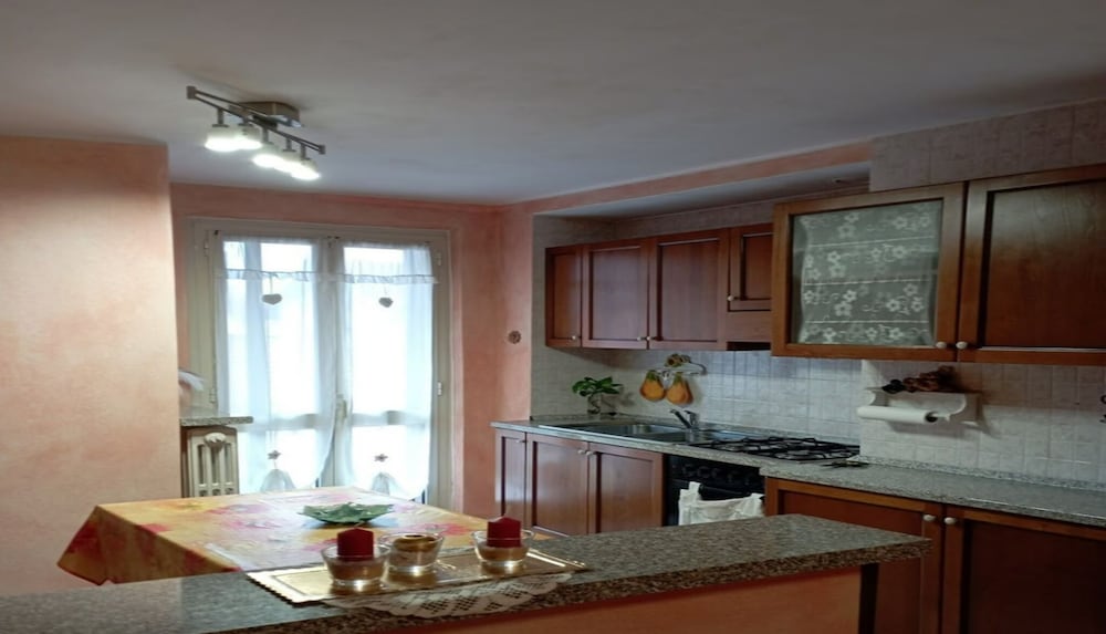 Accomodation With two Beds in the Historic Center of Ciriè