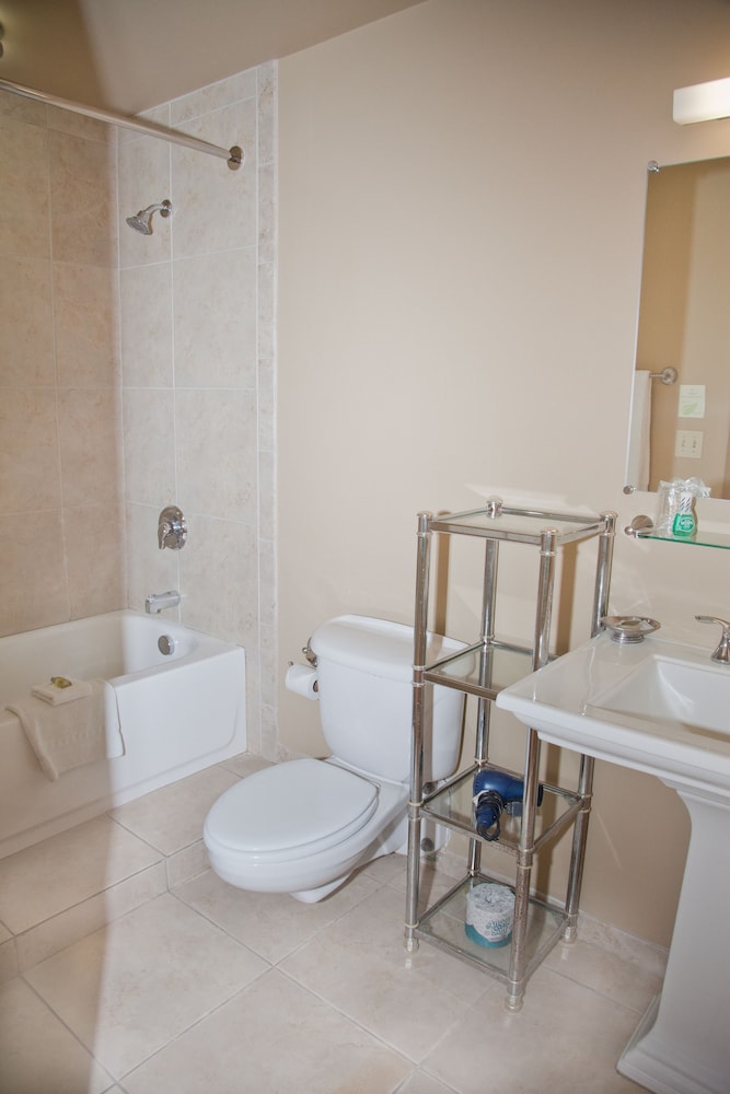 Corpus Christi Vacations - V Boutique Hotel - Property Image 4