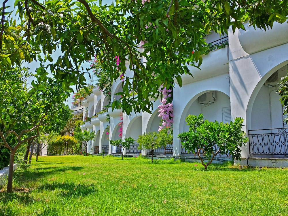 Spiros Studios