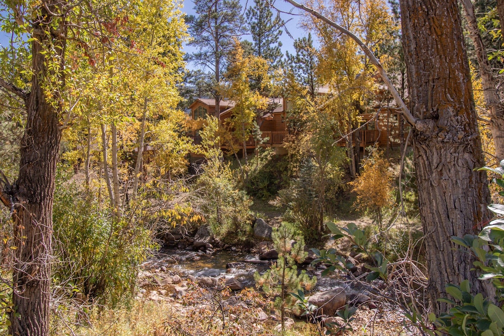 Riverwood on Fall River - Property Image 6