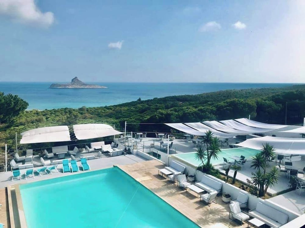 Exceptional Luxury Villa A Masterpiece of Elegance and Comfort