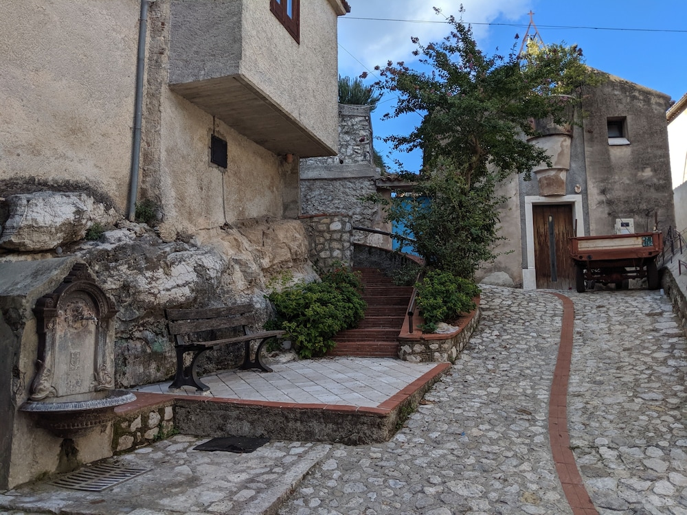 Photo 23