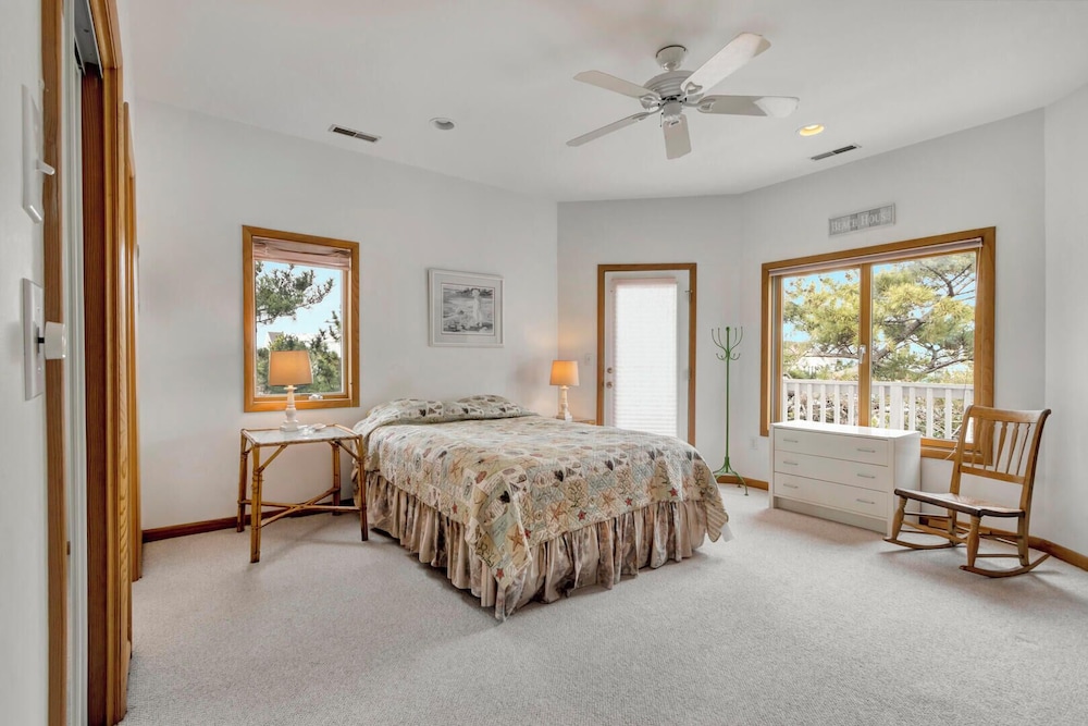 Pepper Avenue 23