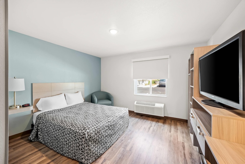 WoodSpring Suites Jackson Hub City