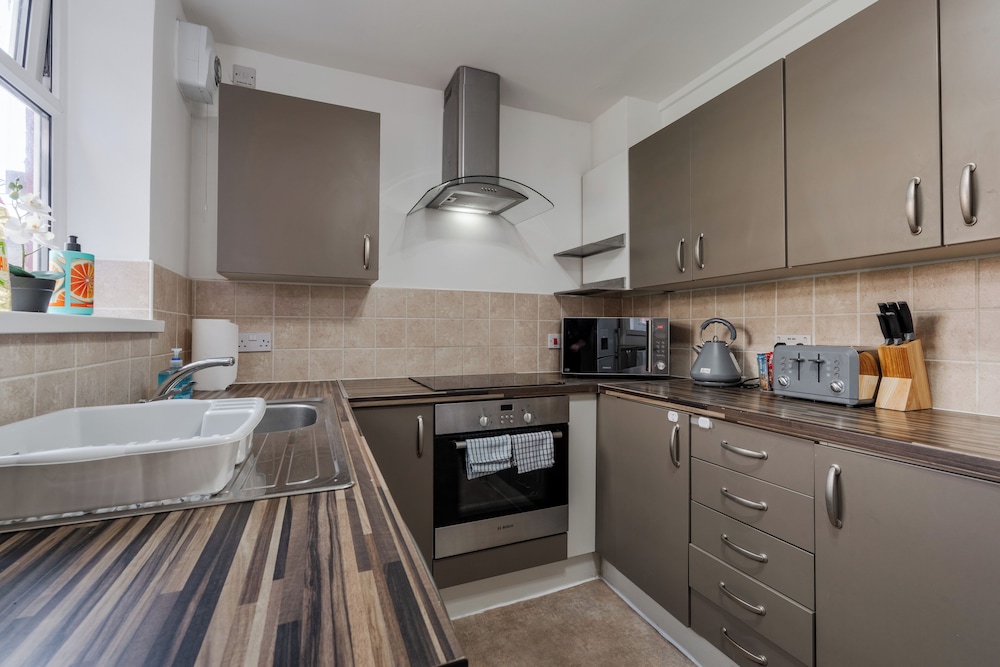 Long Stay 3BR House With Parking