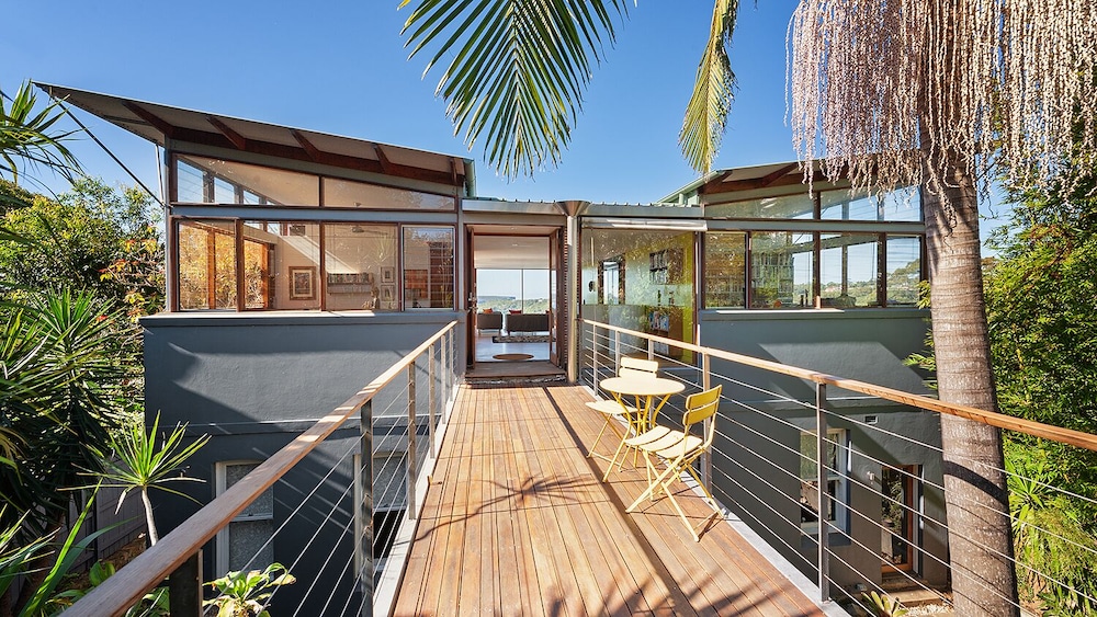 Stunning Architecture Balmoral Views - Image 1